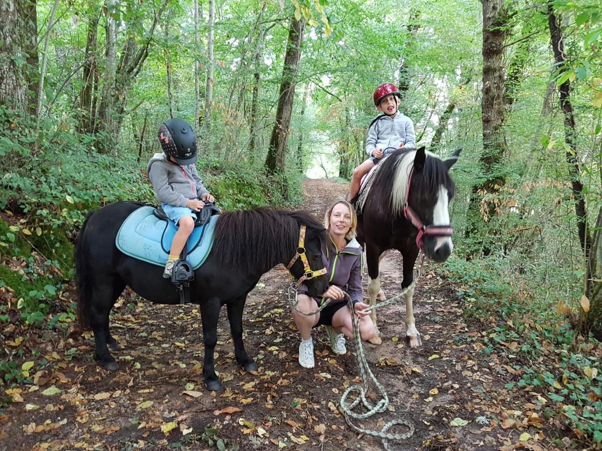 Gite Equestre Domaine Des Crins - Monpazier Capdrot Exterior foto