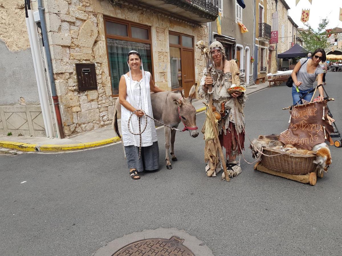 Gite Equestre Domaine Des Crins - Monpazier Capdrot Exterior foto
