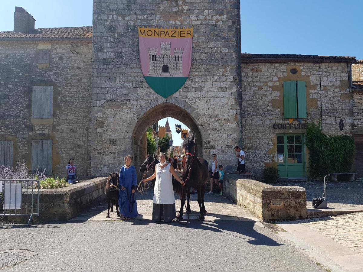 Gite Equestre Domaine Des Crins - Monpazier Capdrot Exterior foto