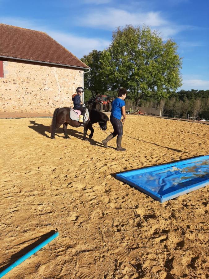 Gite Equestre Domaine Des Crins - Monpazier Capdrot Exterior foto